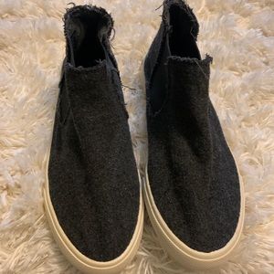 Rocket Dog slip on canvas bootie Grey